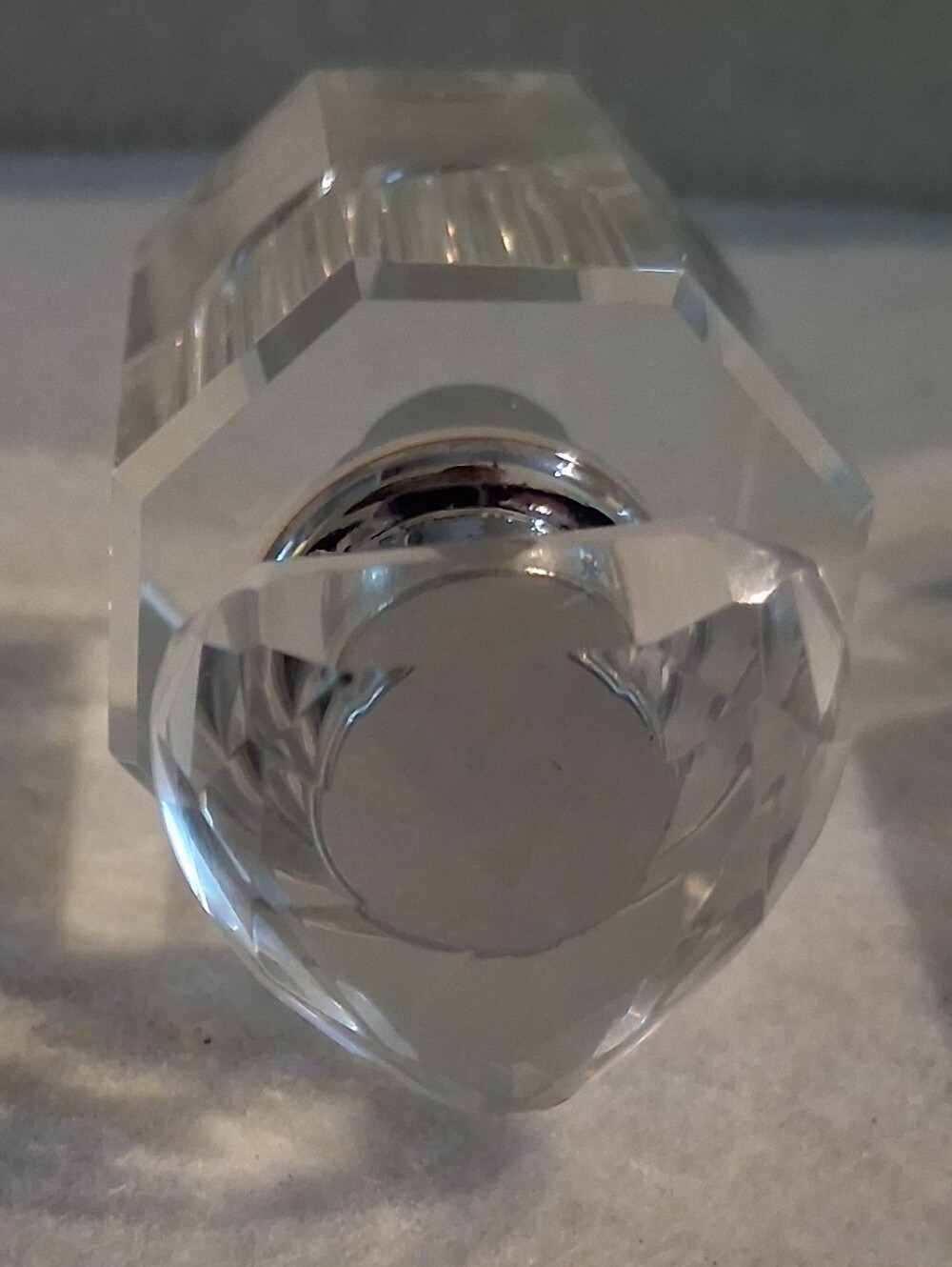 Pair of Oleg Cassini Crystal Perfume Bottles Etched Signature New In Box - Picture 4 of 7